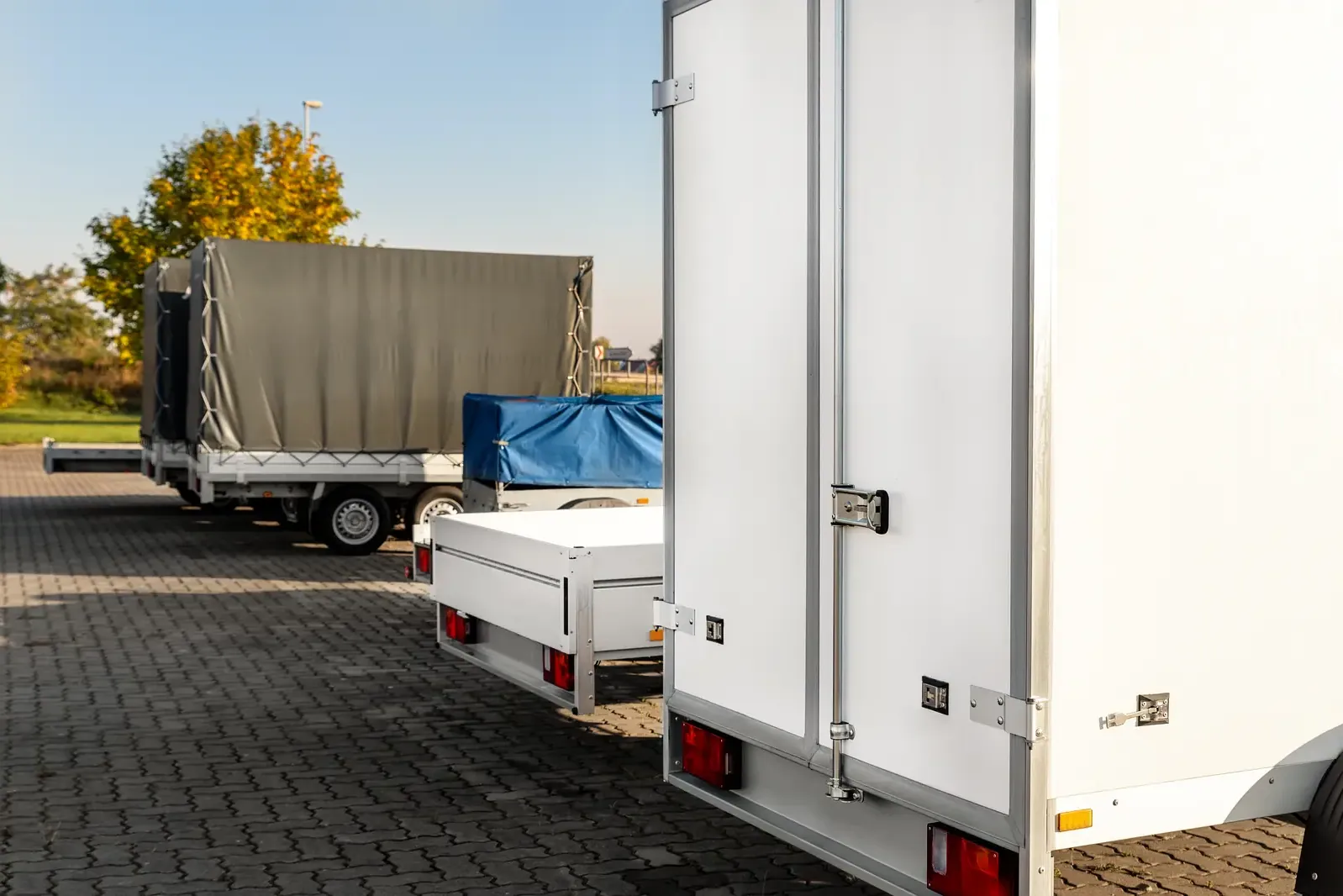 Aanhangers verhuren: uitgifte en inname zonder gedoe