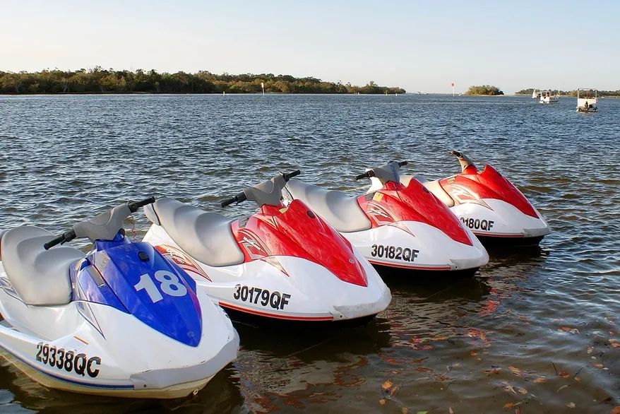 Jetski verhuren: instructie, verzekering en vaarbewijs-regels